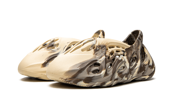 ADIDAS YEEZY FOAM RUNNER MX CREAM CLAY — Stock 