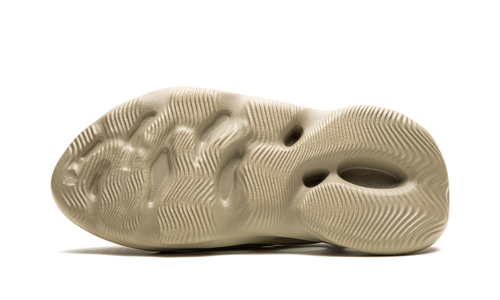 ADIDAS YEEZY FOAM RUNNER STONE SALT — Stock 