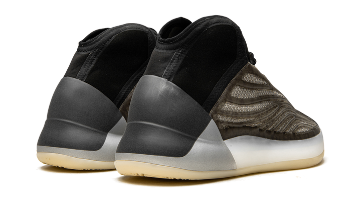 ADIDAS YEEZY QNTM BARIUM