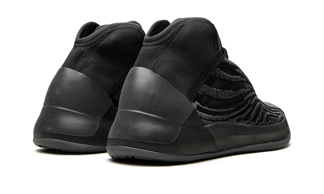 ADIDAS YEEZY QNTM ONYX
