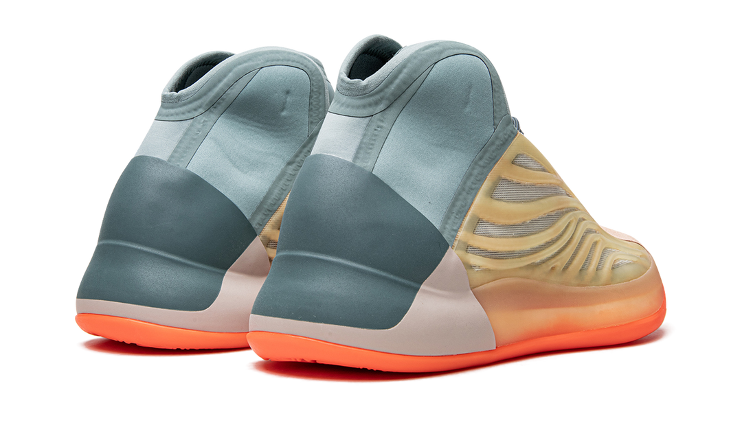 ADIDAS YEEZY QUANTUM HIRES CORAL — Stock 
