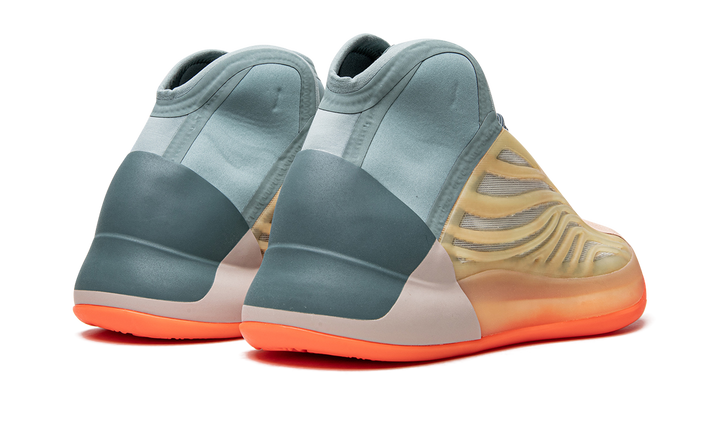ADIDAS YEEZY QUANTUM HIRES CORAL — Stock 