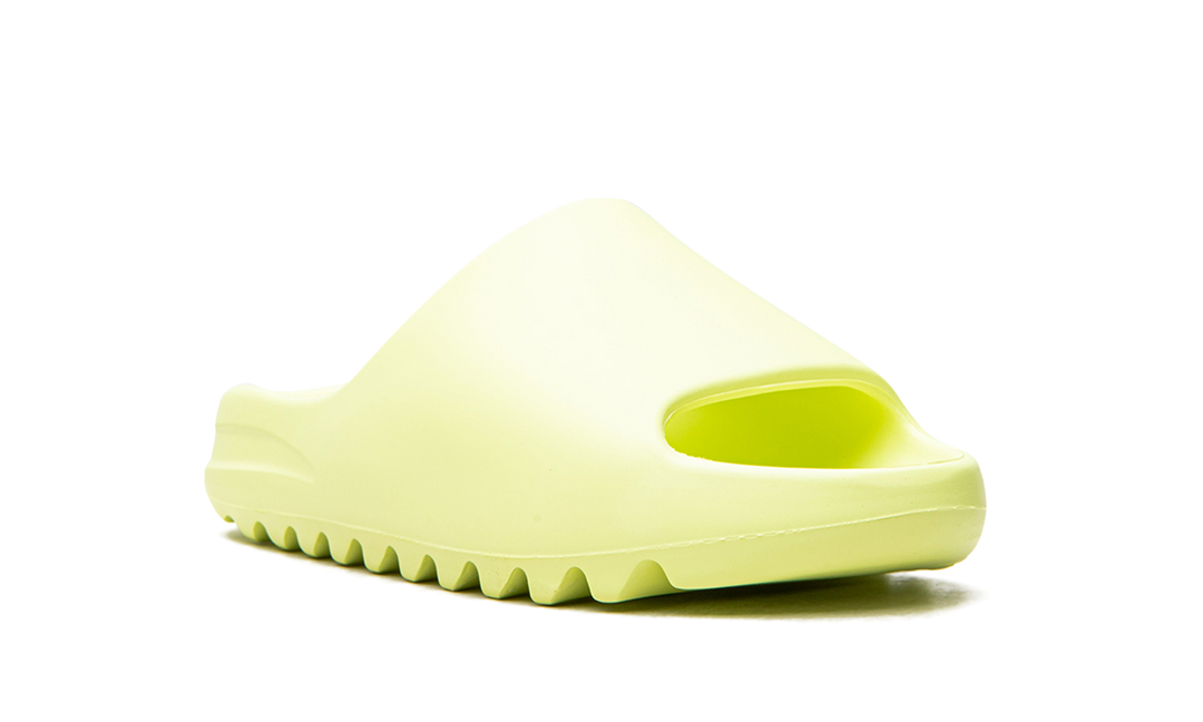 ADIDAS YEEZY SLIDE GLOW GREEN — Stock 