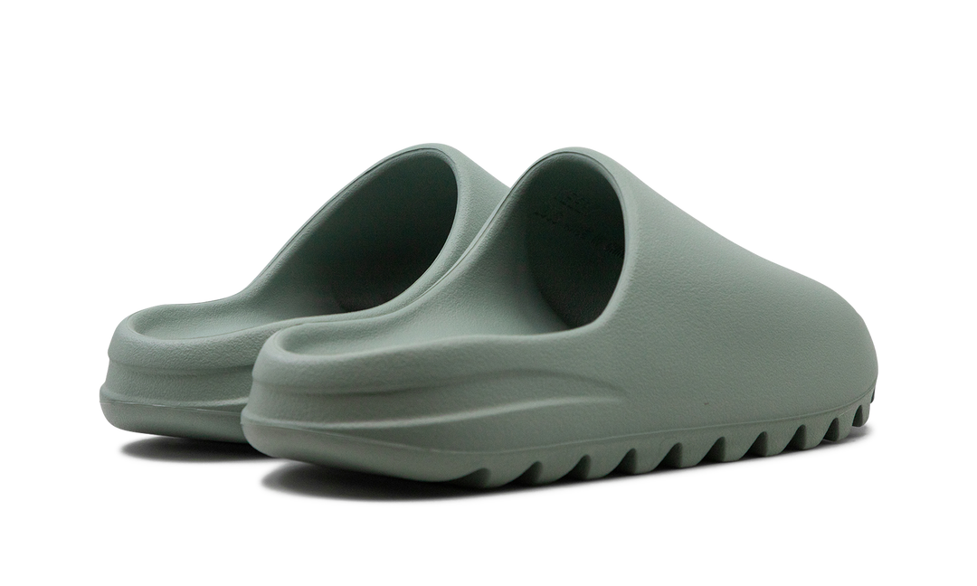 ADIDAS YEEZY SLIDE SALT — Stock 