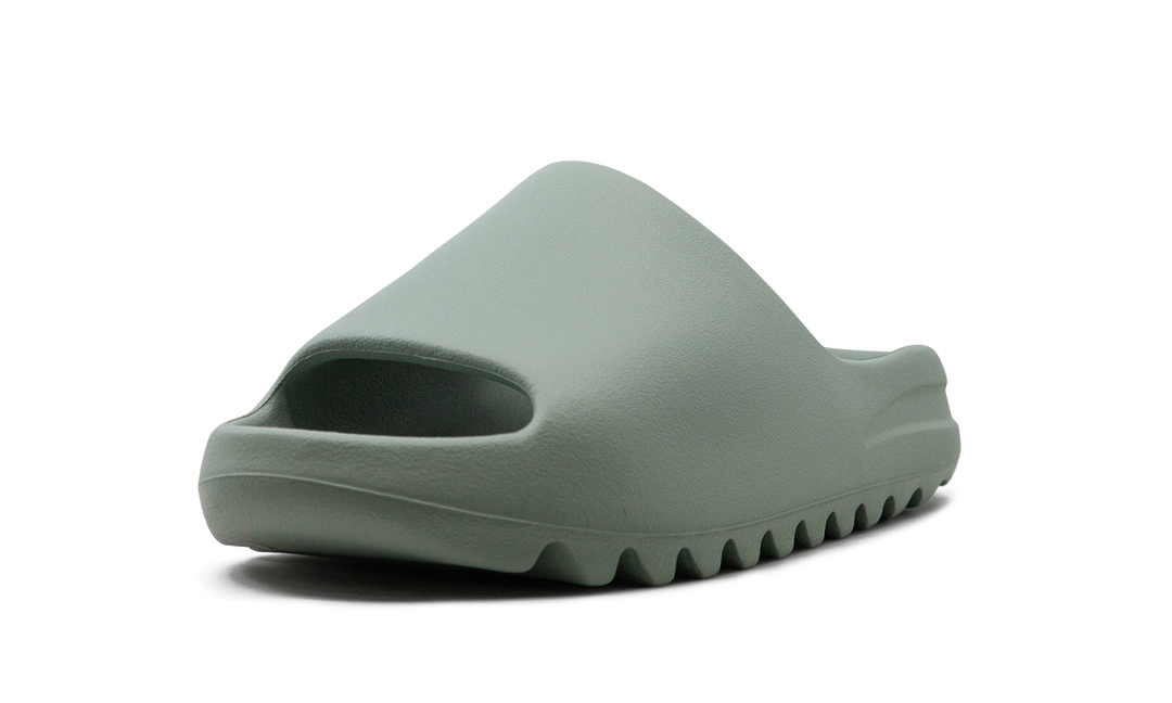 ADIDAS YEEZY SLIDE SALT — Stock 