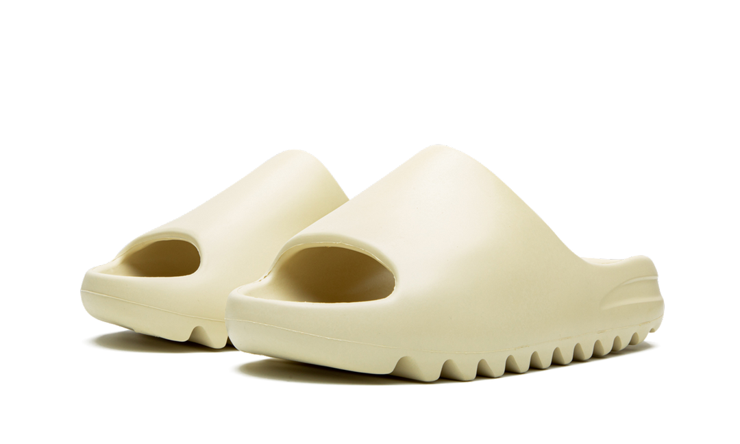 ADIDAS YEEZY SLIDES BONE — Stock 