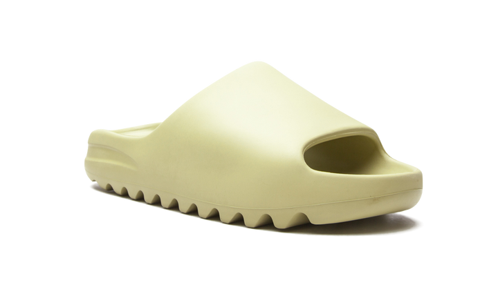ADIDAS YEEZY SLIDES RESIN 2021 — Stock 