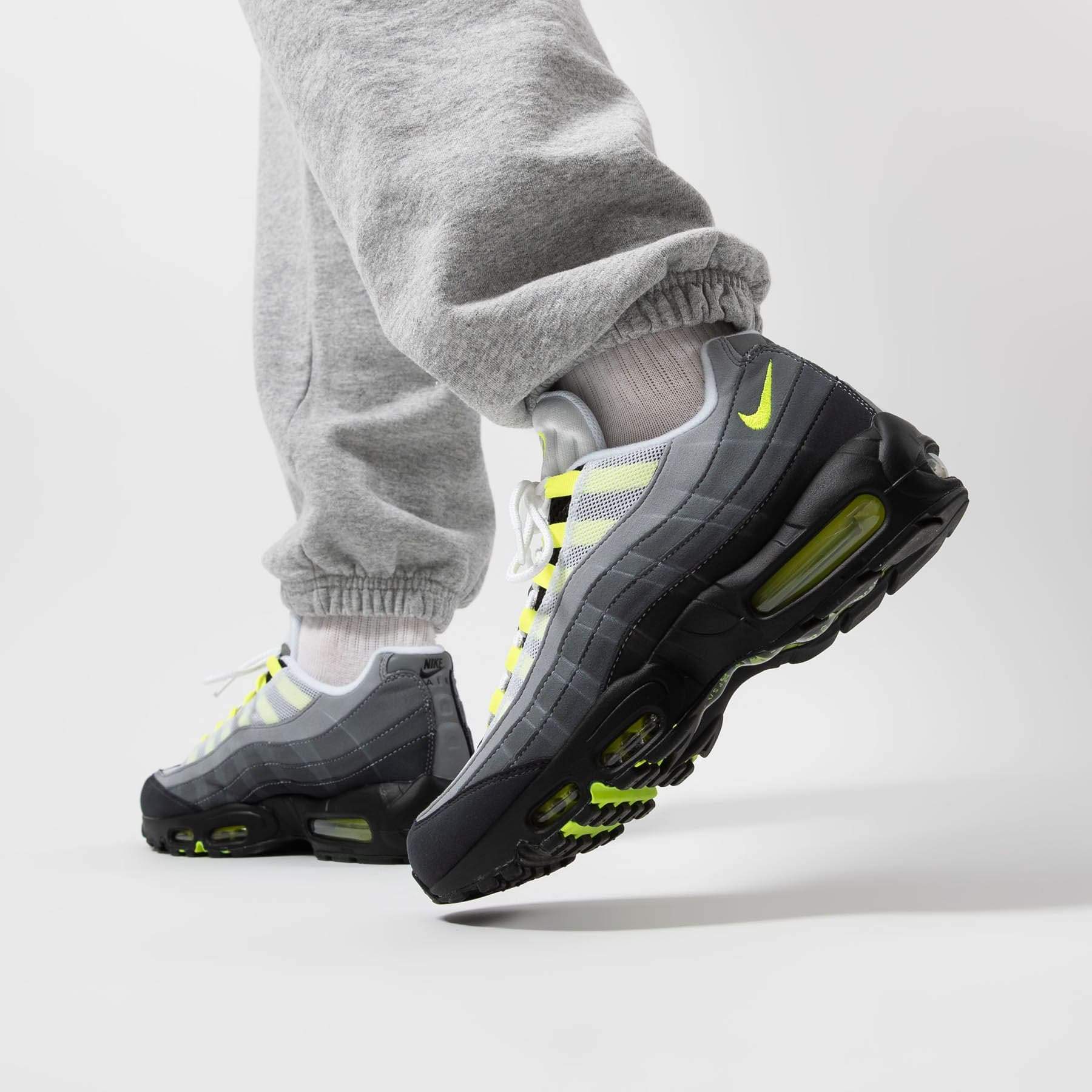 NIKE AIR MAX 95 OG NEON 2020 – PROJECT SNEAKERS
